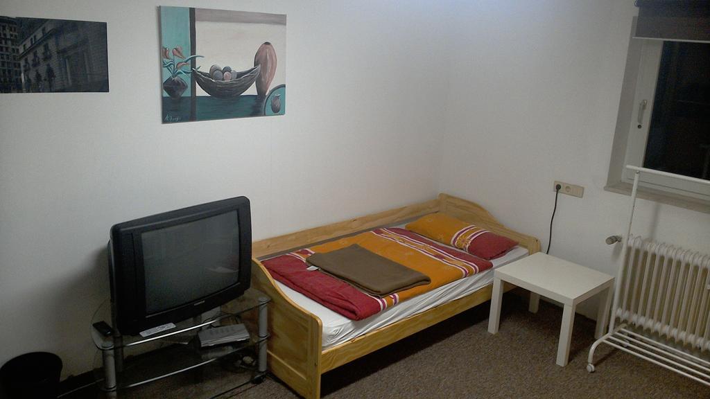 Hannover Messe Zimmer Kamer foto